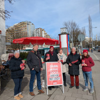 Wahlkampf-Endspurt am Freitag vor dem Pharao-Haus